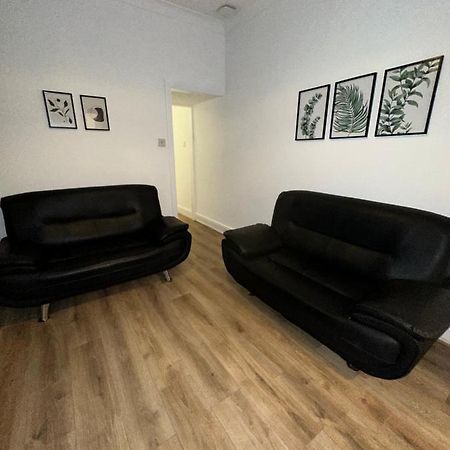 Lovely Town House Room 5 Coventry Extérieur photo