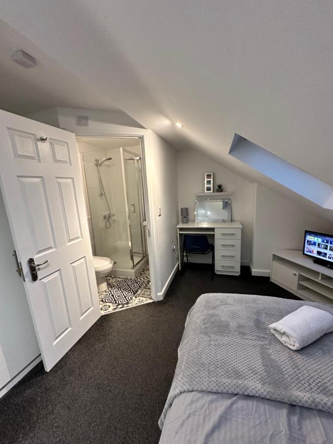 Lovely Town House Room 5 Coventry Extérieur photo