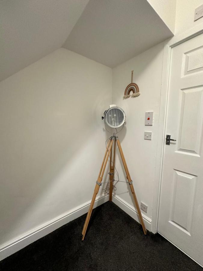 Lovely Town House Room 5 Coventry Extérieur photo