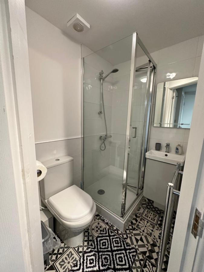 Lovely Town House Room 5 Coventry Extérieur photo