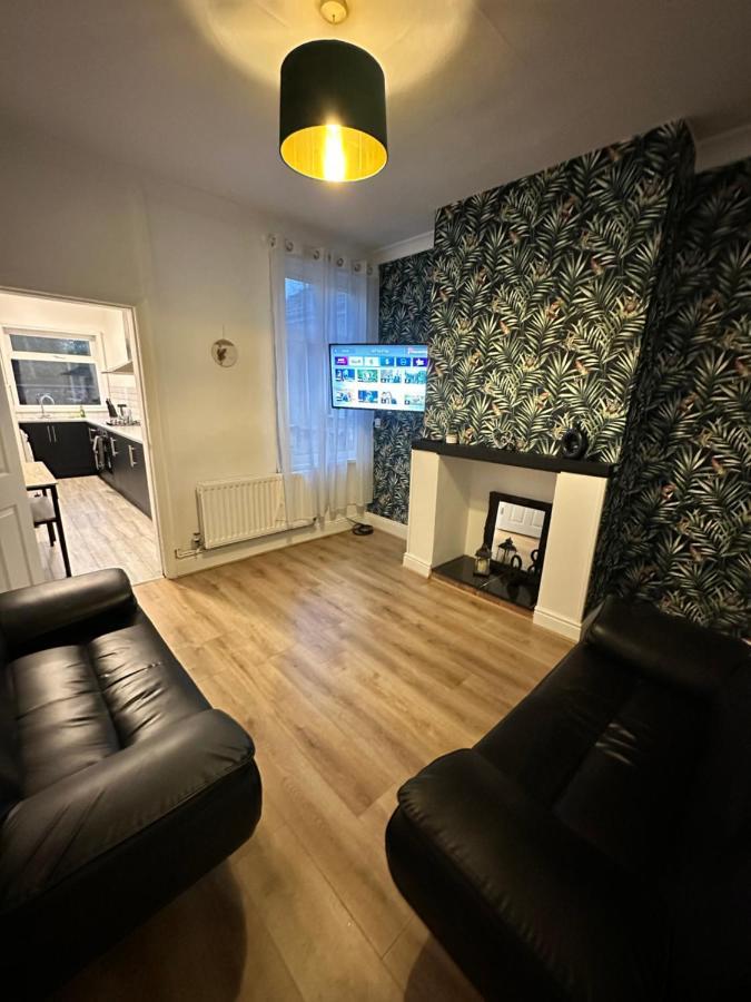 Lovely Town House Room 5 Coventry Extérieur photo